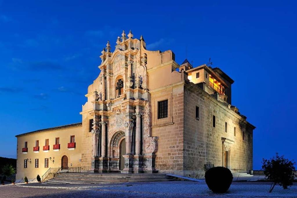 Alojamiento Central Caravaca Caravaca De La Cruz Bagian luar foto